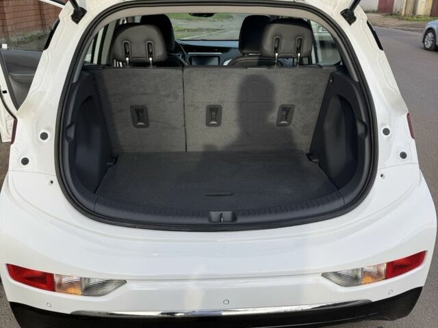 Белый Шевроле Другая, объемом двигателя 0 л и пробегом 59 тыс. км за 18300 $, фото 8 на Automoto.ua