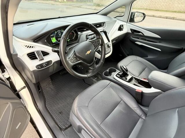 Белый Шевроле Другая, объемом двигателя 2 л и пробегом 59 тыс. км за 18300 $, фото 7 на Automoto.ua