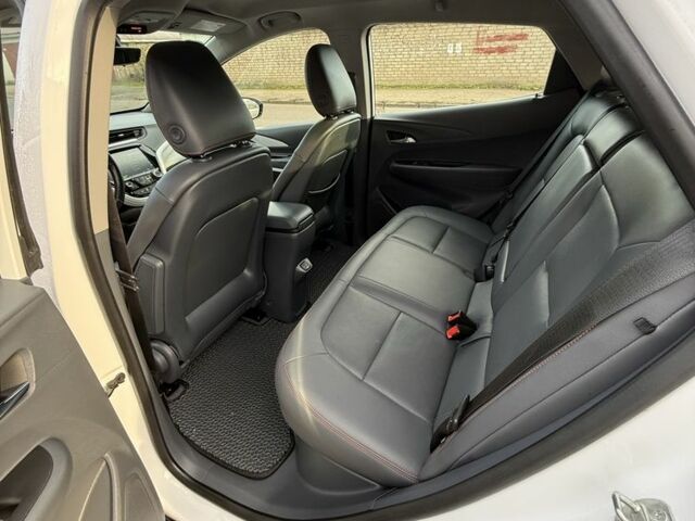 Белый Шевроле Другая, объемом двигателя 2 л и пробегом 59 тыс. км за 18300 $, фото 8 на Automoto.ua