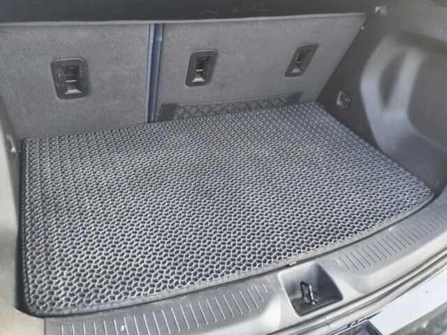 Белый Шевроле Другая, объемом двигателя 0 л и пробегом 70 тыс. км за 18500 $, фото 5 на Automoto.ua