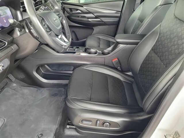 Белый Шевроле Другая, объемом двигателя 0 л и пробегом 15 тыс. км за 6700 $, фото 4 на Automoto.ua