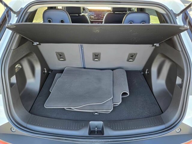 Белый Шевроле Другая, объемом двигателя 0 л и пробегом 28 тыс. км за 8100 $, фото 15 на Automoto.ua