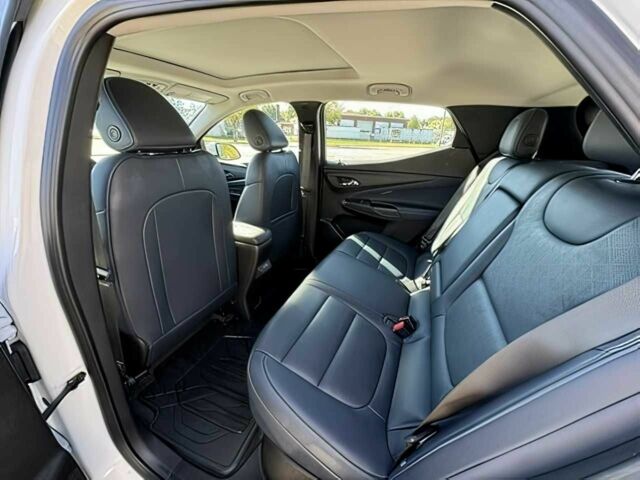 Белый Шевроле Другая, объемом двигателя 0 л и пробегом 15 тыс. км за 12900 $, фото 12 на Automoto.ua