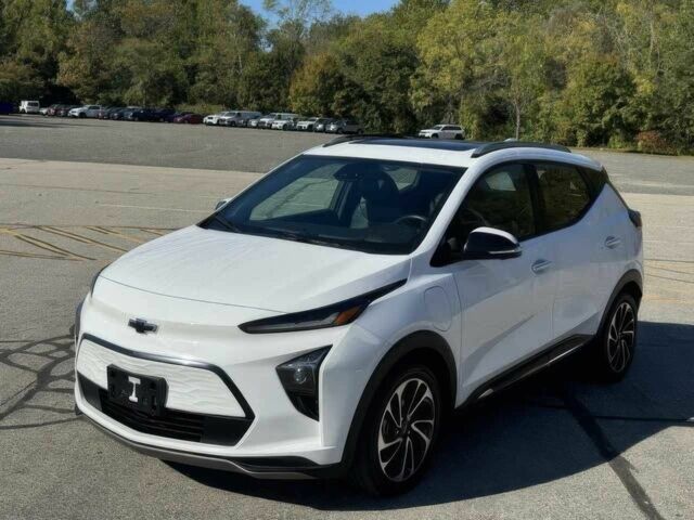 Белый Шевроле Другая, объемом двигателя 0 л и пробегом 17 тыс. км за 9990 $, фото 2 на Automoto.ua