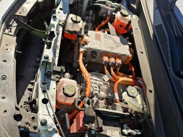 Белый Шевроле Другая, объемом двигателя 0 л и пробегом 31 тыс. км за 19900 $, фото 3 на Automoto.ua