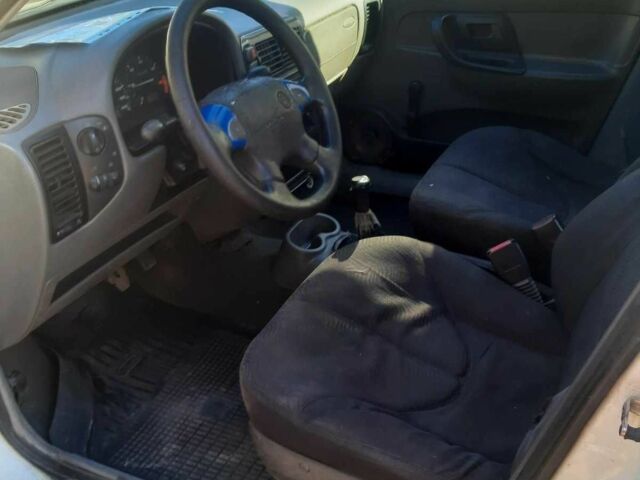 Белый Шевроле Другая, объемом двигателя 1.9 л и пробегом 3 тыс. км за 1500 $, фото 2 на Automoto.ua