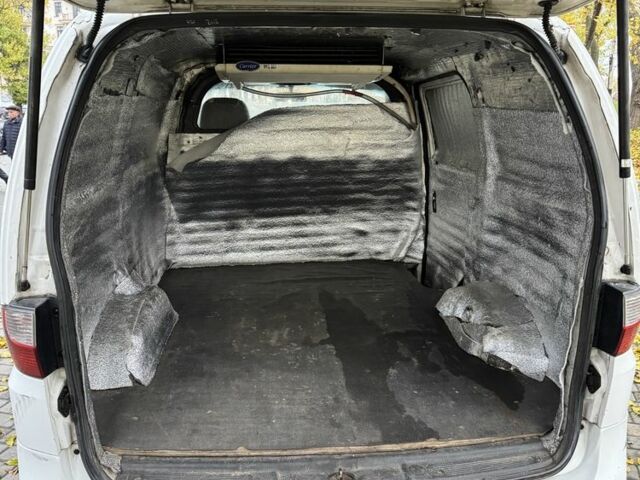 Белый Шевроле Другая, объемом двигателя 2.5 л и пробегом 531 тыс. км за 3700 $, фото 3 на Automoto.ua