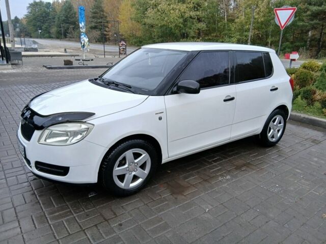 Белый Шевроле Другая, объемом двигателя 1.2 л и пробегом 217 тыс. км за 4800 $, фото 1 на Automoto.ua