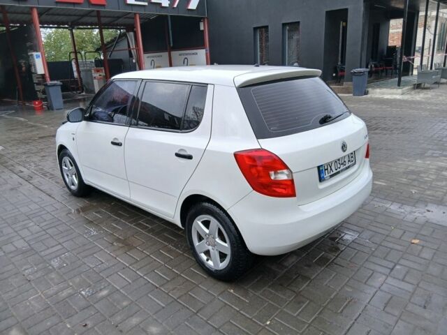 Белый Шевроле Другая, объемом двигателя 1.2 л и пробегом 217 тыс. км за 4800 $, фото 2 на Automoto.ua