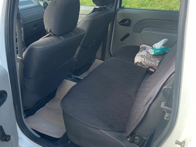 Білий Шевроле Інша, об'ємом двигуна 1.4 л та пробігом 520 тис. км за 4200 $, фото 1 на Automoto.ua