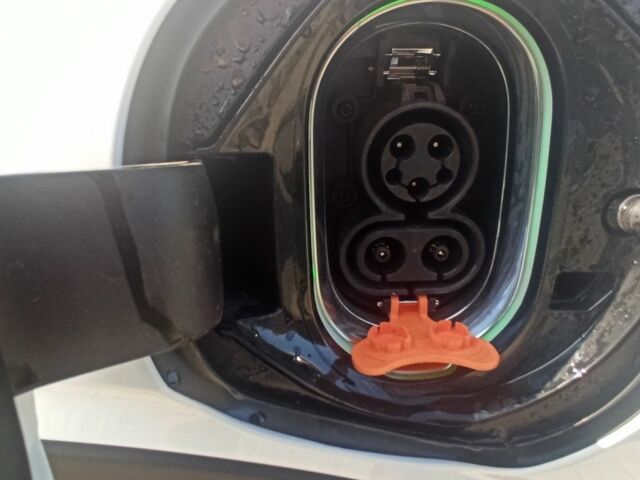 Білий Шевроле Інша, об'ємом двигуна 0 л та пробігом 55 тис. км за 21999 $, фото 7 на Automoto.ua