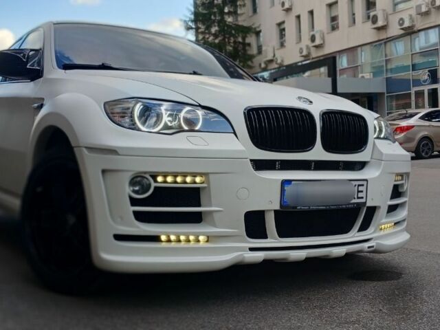 Белый Шевроле Другая, объемом двигателя 3 л и пробегом 247 тыс. км за 15000 $, фото 2 на Automoto.ua