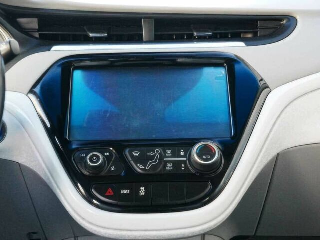 Белый Шевроле Другая, объемом двигателя 0 л и пробегом 50 тыс. км за 11000 $, фото 9 на Automoto.ua