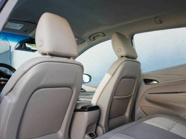 Белый Шевроле Другая, объемом двигателя 0 л и пробегом 50 тыс. км за 11000 $, фото 11 на Automoto.ua