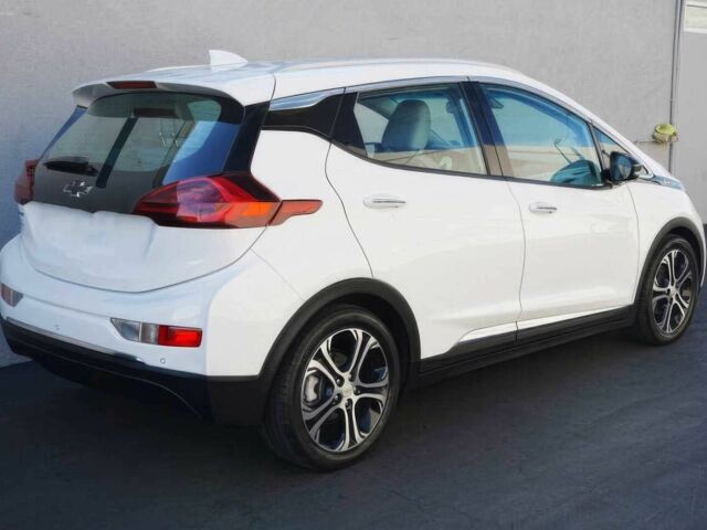 Белый Шевроле Другая, объемом двигателя 0 л и пробегом 50 тыс. км за 11000 $, фото 5 на Automoto.ua