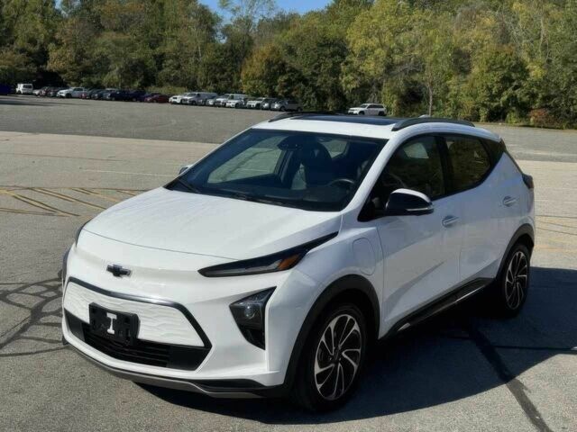 Белый Шевроле Другая, объемом двигателя 0 л и пробегом 25 тыс. км за 13000 $, фото 2 на Automoto.ua