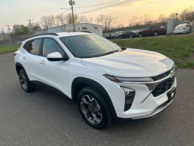 Білий Шевроле Інша, об'ємом двигуна 1.2 л та пробігом 27 тис. км за 10000 $, фото 2 на Automoto.ua