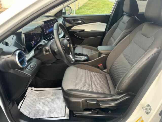 Білий Шевроле Інша, об'ємом двигуна 1.2 л та пробігом 27 тис. км за 10000 $, фото 8 на Automoto.ua