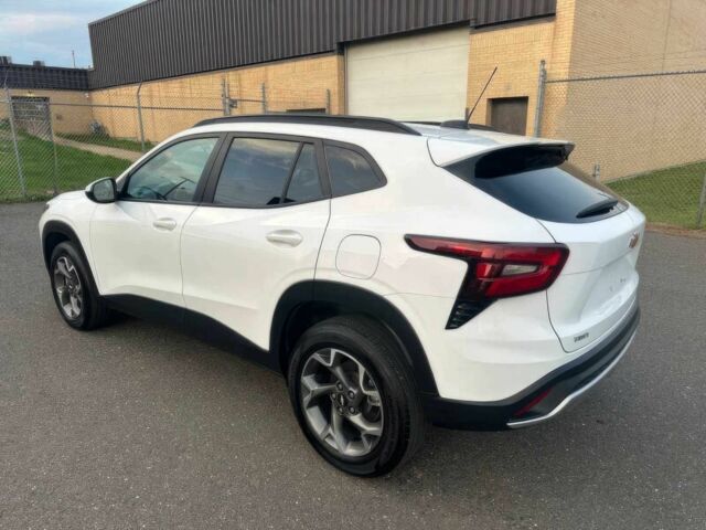 Білий Шевроле Інша, об'ємом двигуна 1.2 л та пробігом 27 тис. км за 10000 $, фото 3 на Automoto.ua