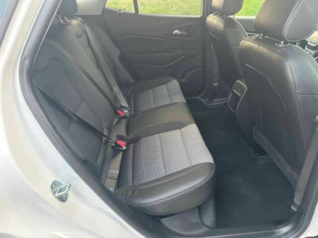 Білий Шевроле Інша, об'ємом двигуна 1.2 л та пробігом 27 тис. км за 10000 $, фото 7 на Automoto.ua