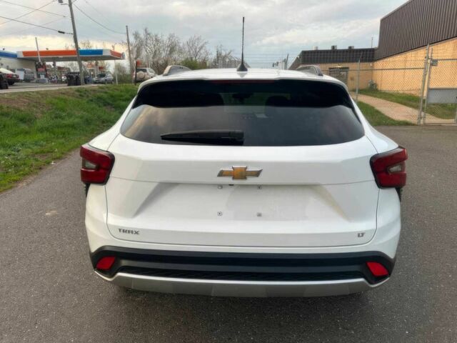 Білий Шевроле Інша, об'ємом двигуна 1.2 л та пробігом 27 тис. км за 10000 $, фото 4 на Automoto.ua