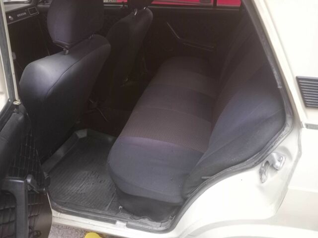 Бежевый Шевроле Другая, объемом двигателя 1.5 л и пробегом 3 тыс. км за 1500 $, фото 2 на Automoto.ua