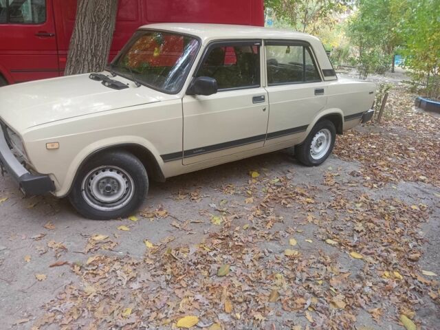 Бежевый Шевроле Другая, объемом двигателя 1.5 л и пробегом 3 тыс. км за 1500 $, фото 5 на Automoto.ua