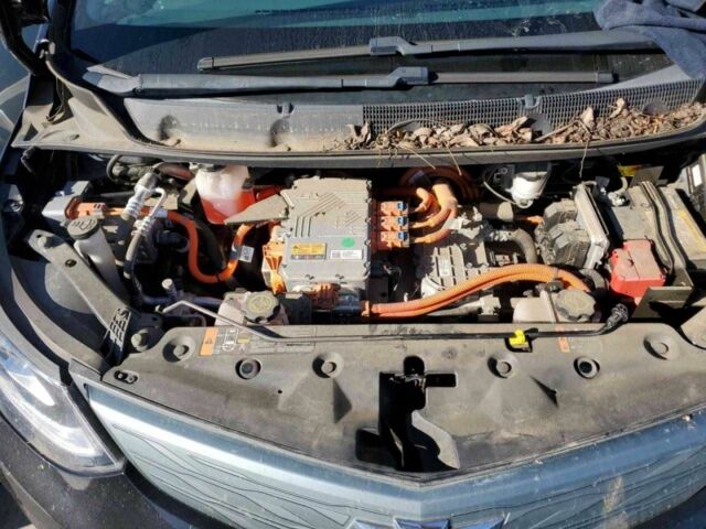 Черный Шевроле Другая, объемом двигателя 0 л и пробегом 100 тыс. км за 12900 $, фото 20 на Automoto.ua