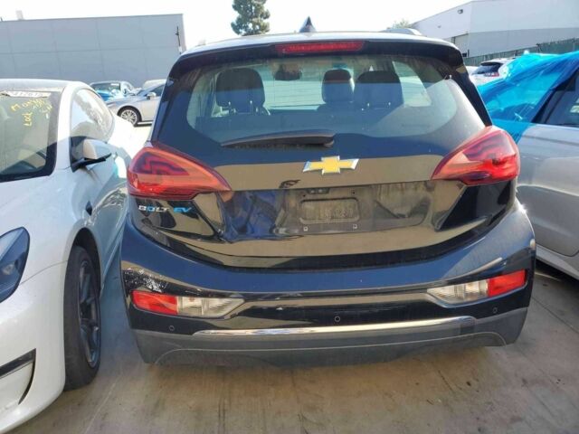 Черный Шевроле Другая, объемом двигателя 0 л и пробегом 100 тыс. км за 12900 $, фото 23 на Automoto.ua