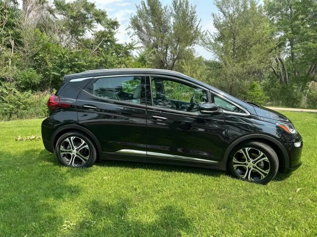 Черный Шевроле Другая, объемом двигателя 0 л и пробегом 38 тыс. км за 10000 $, фото 2 на Automoto.ua