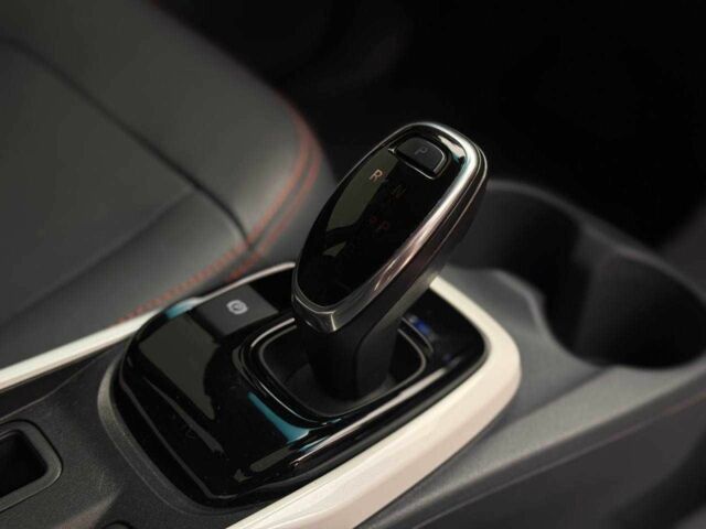 Черный Шевроле Другая, объемом двигателя 0 л и пробегом 9 тыс. км за 17800 $, фото 15 на Automoto.ua