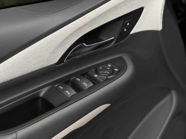 Черный Шевроле Другая, объемом двигателя 0 л и пробегом 9 тыс. км за 17800 $, фото 19 на Automoto.ua