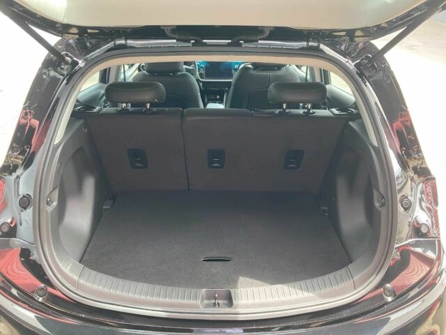 Черный Шевроле Другая, объемом двигателя 0 л и пробегом 11 тыс. км за 10500 $, фото 6 на Automoto.ua