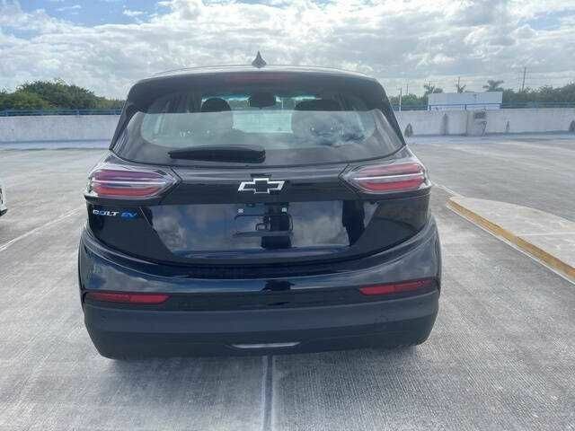 Черный Шевроле Другая, объемом двигателя 0 л и пробегом 12 тыс. км за 6600 $, фото 2 на Automoto.ua