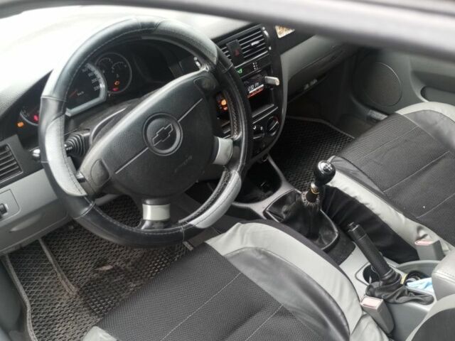 Черный Шевроле Другая, объемом двигателя 1.8 л и пробегом 230 тыс. км за 3400 $, фото 6 на Automoto.ua