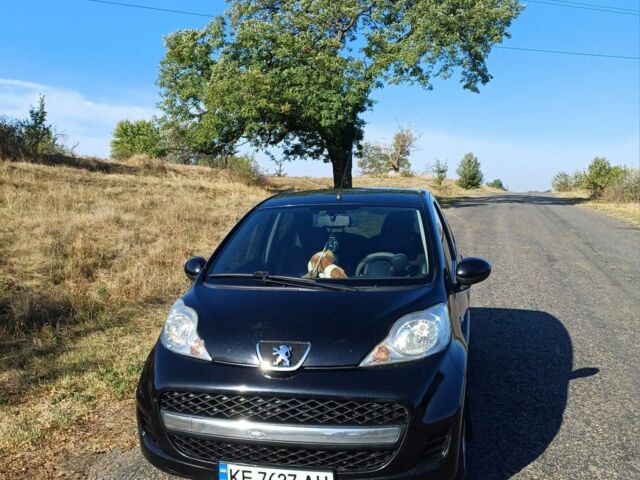 Черный Шевроле Другая, объемом двигателя 1 л и пробегом 150 тыс. км за 5000 $, фото 1 на Automoto.ua