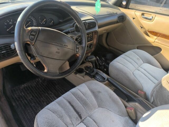 Красный Шевроле Другая, объемом двигателя 2 л и пробегом 1 тыс. км за 1100 $, фото 5 на Automoto.ua