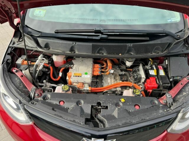 Красный Шевроле Другая, объемом двигателя 0 л и пробегом 233 тыс. км за 12750 $, фото 11 на Automoto.ua