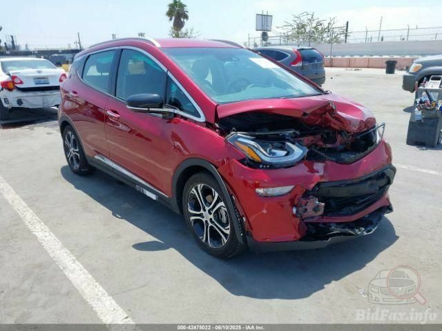 Красный Шевроле Другая, объемом двигателя 0 л и пробегом 98 тыс. км за 5400 $, фото 2 на Automoto.ua