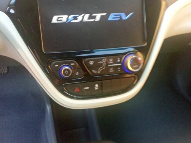 Красный Шевроле Другая, объемом двигателя 0 л и пробегом 40 тыс. км за 14500 $, фото 7 на Automoto.ua