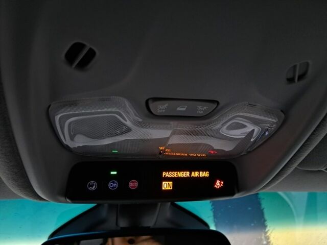 Красный Шевроле Другая, объемом двигателя 0 л и пробегом 53 тыс. км за 19499 $, фото 3 на Automoto.ua