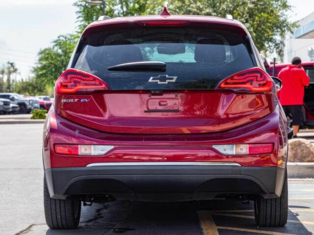 Красный Шевроле Другая, объемом двигателя 0 л и пробегом 12 тыс. км за 11000 $, фото 3 на Automoto.ua