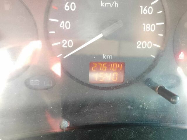 Красный Шевроле Другая, объемом двигателя 2.45 л и пробегом 276 тыс. км за 2685 $, фото 11 на Automoto.ua