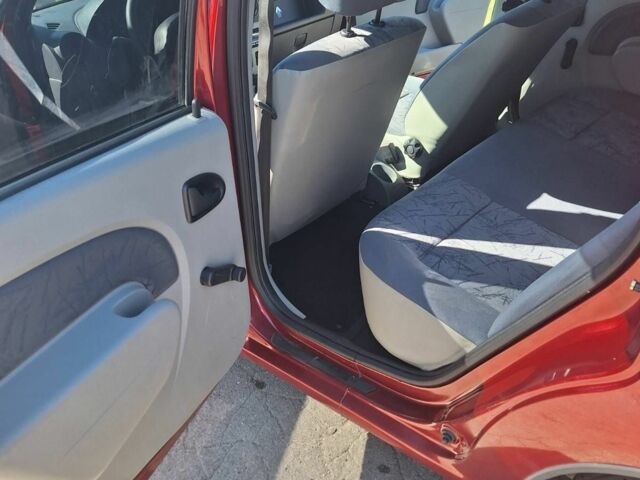 Красный Шевроле Другая, объемом двигателя 0 л и пробегом 104 тыс. км за 2700 $, фото 3 на Automoto.ua