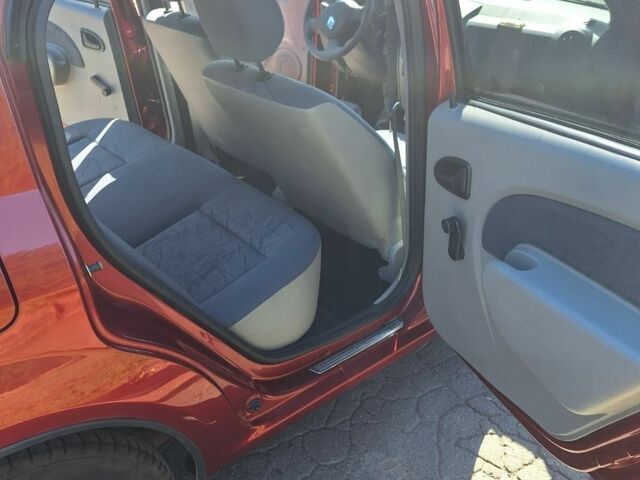 Красный Шевроле Другая, объемом двигателя 0 л и пробегом 104 тыс. км за 2700 $, фото 2 на Automoto.ua