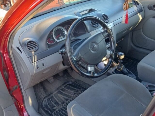 Красный Шевроле Другая, объемом двигателя 1.6 л и пробегом 264 тыс. км за 4500 $, фото 4 на Automoto.ua