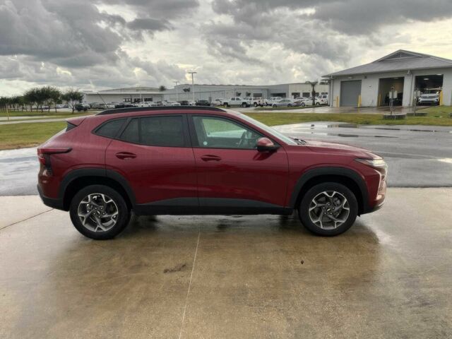 Червоний Шевроле Інша, об'ємом двигуна 1.2 л та пробігом 14 тис. км за 9500 $, фото 2 на Automoto.ua