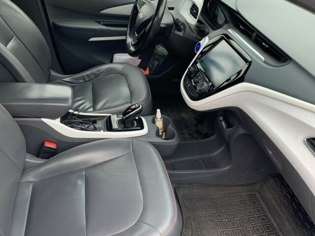 Серый Шевроле Другая, объемом двигателя 0 л и пробегом 278 тыс. км за 12000 $, фото 3 на Automoto.ua