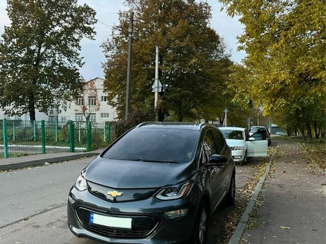 Сірий Шевроле Інша, об'ємом двигуна 0 л та пробігом 150 тис. км за 16499 $, фото 3 на Automoto.ua