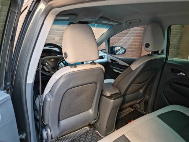 Серый Шевроле Другая, объемом двигателя 0 л и пробегом 181 тыс. км за 13999 $, фото 1 на Automoto.ua